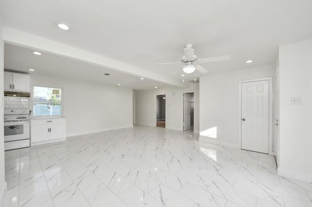 2926 Knotty Oaks Trl Trail, Houston, TX 77045