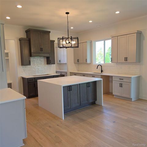 7338 Brys Drive, Shelby Charter Township, MI 48316