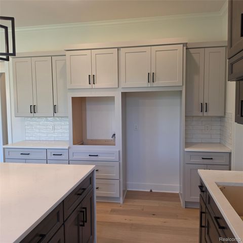 7338 Brys Drive, Shelby Charter Township, MI 48316