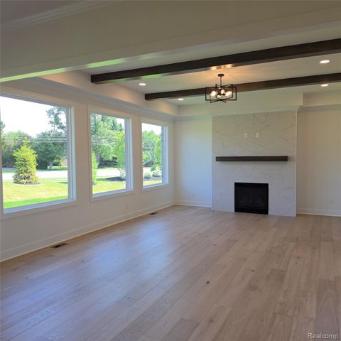 7338 Brys Drive, Shelby Charter Township, MI 48316