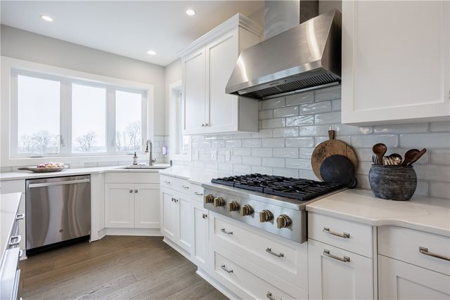 76 Coventry Ridge, Pittsford, NY 14534