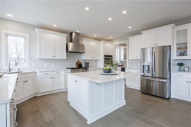 76 Coventry Ridge, Pittsford, NY 14534
