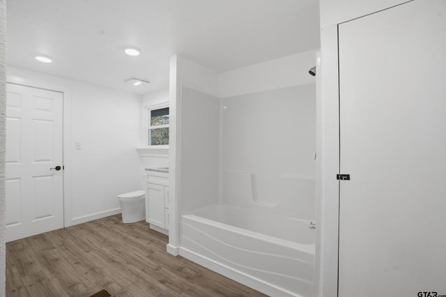 3148 Medlin Road, Gilmer, TX 75645