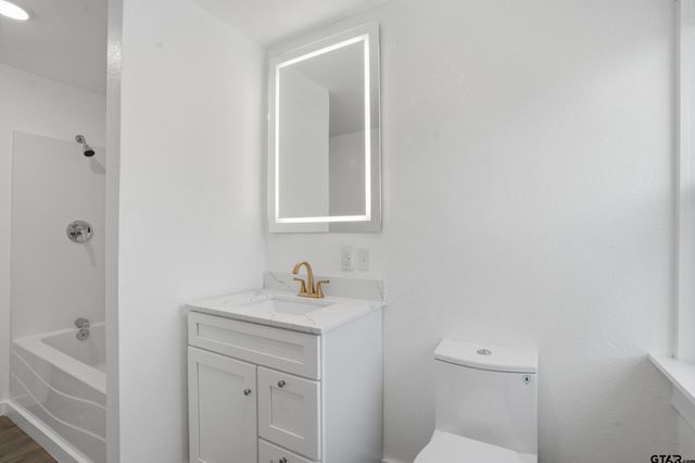 3148 Medlin Road, Gilmer, TX 75645