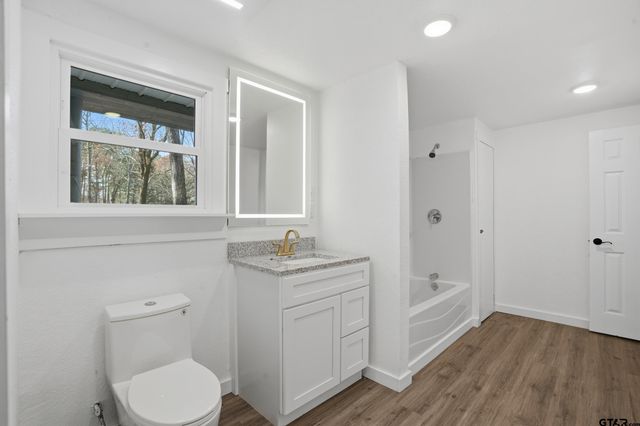 3148 Medlin Road, Gilmer, TX 75645