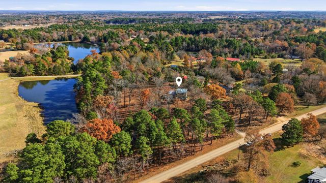 3148 Medlin Road, Gilmer, TX 75645