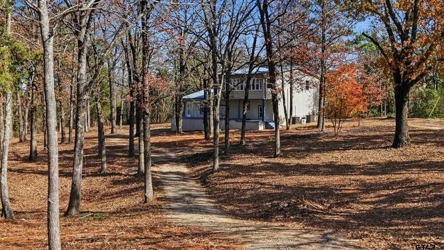3148 Medlin Road, Gilmer, TX 75645