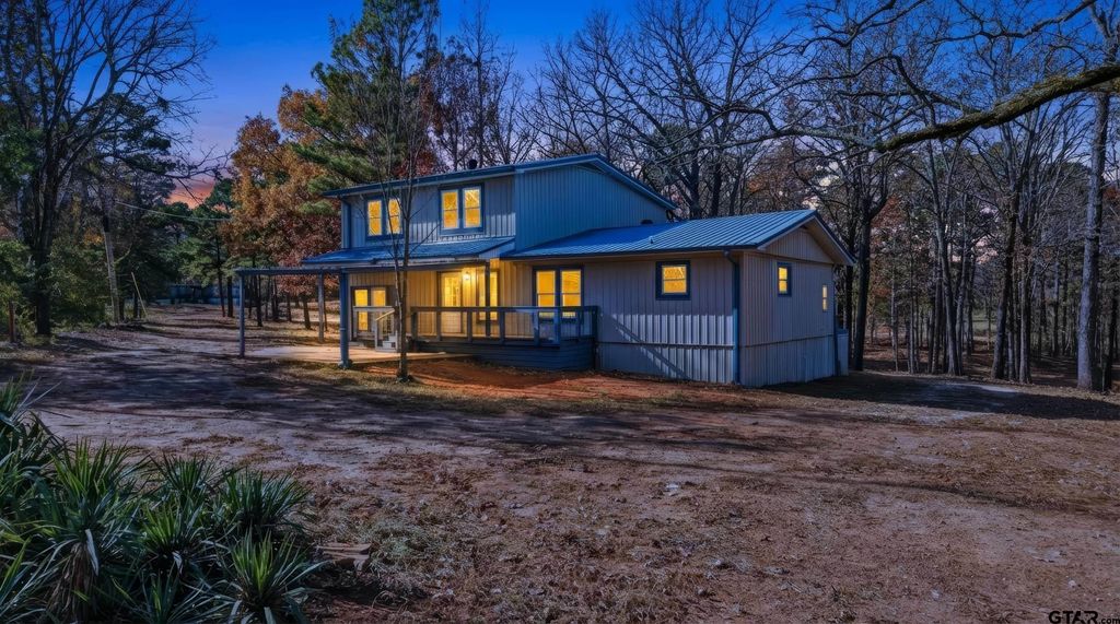 3148 Medlin Road, Gilmer, TX 75645