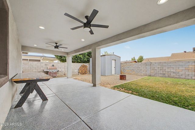 8448 W TURNEY Avenue, Phoenix, AZ 85037