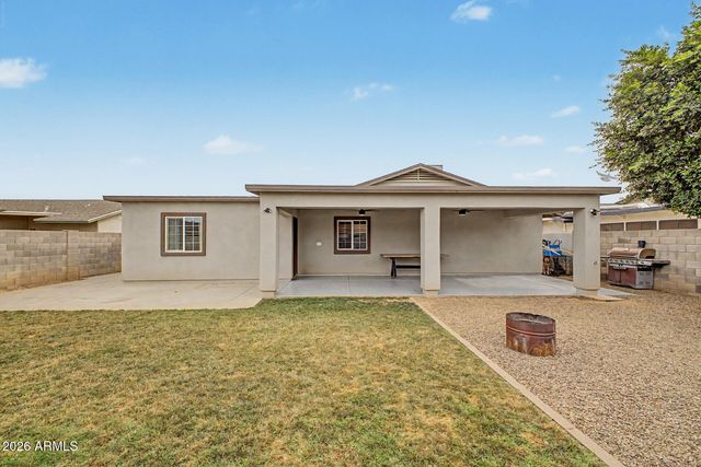 8448 W TURNEY Avenue, Phoenix, AZ 85037