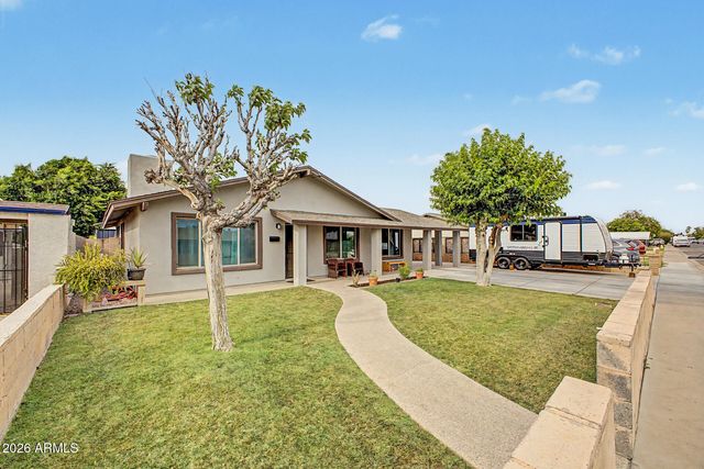 8448 W TURNEY Avenue, Phoenix, AZ 85037