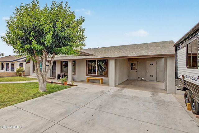 8448 W TURNEY Avenue, Phoenix, AZ 85037