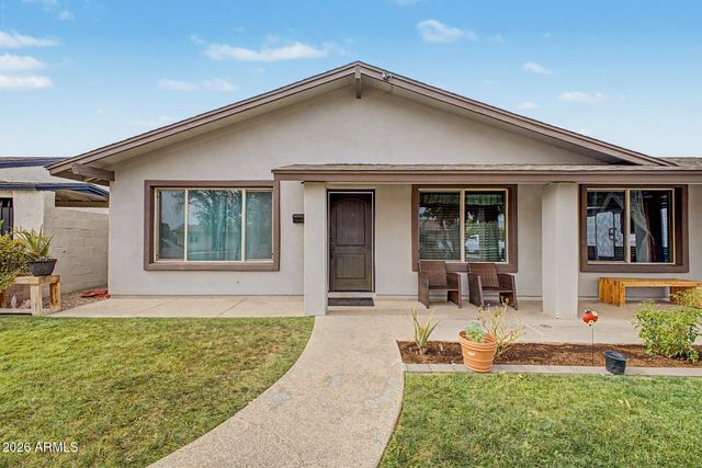 8448 W TURNEY Avenue, Phoenix, AZ 85037