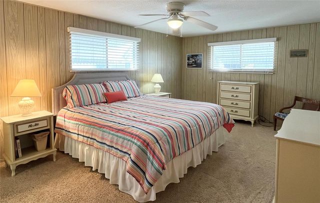 3232 ASH TERRACE, Sarasota, FL 34237