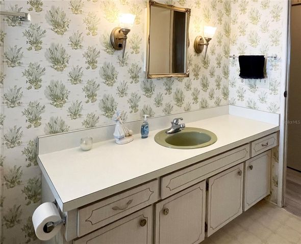 3232 ASH TERRACE, Sarasota, FL 34237