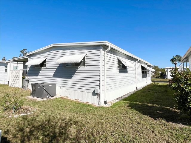 3232 ASH TERRACE, Sarasota, FL 34237