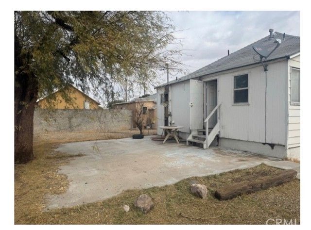 136 N K, Needles, CA 92363