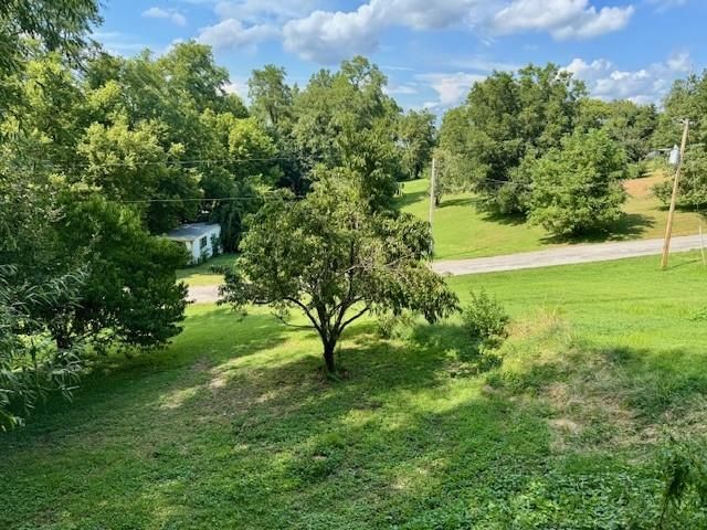 205 W Gala Street, Waverly, MO 64096