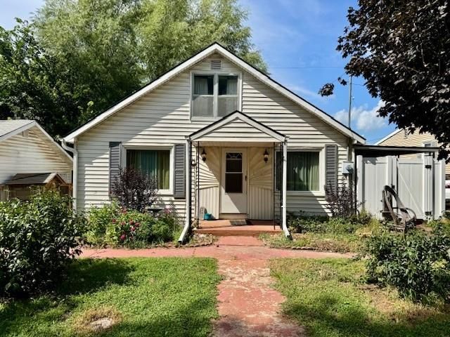 205 W Gala Street, Waverly, MO 64096