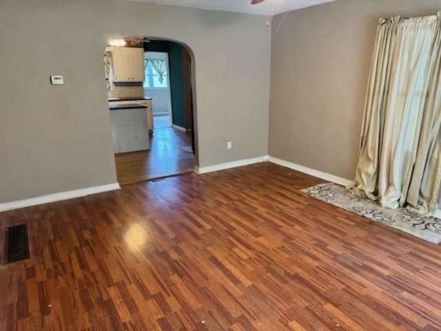 205 W Gala Street, Waverly, MO 64096