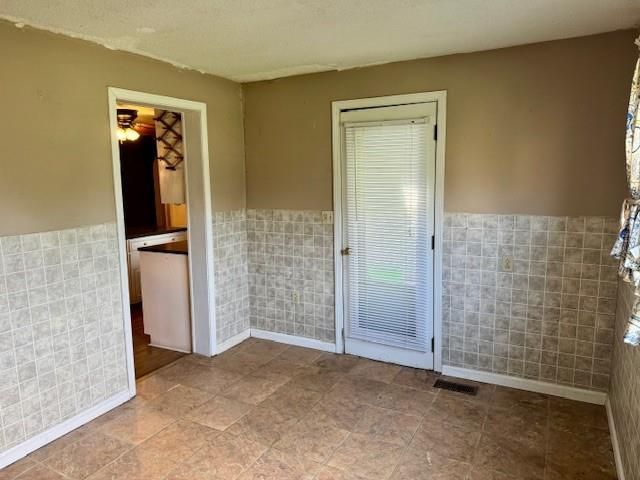 205 W Gala Street, Waverly, MO 64096