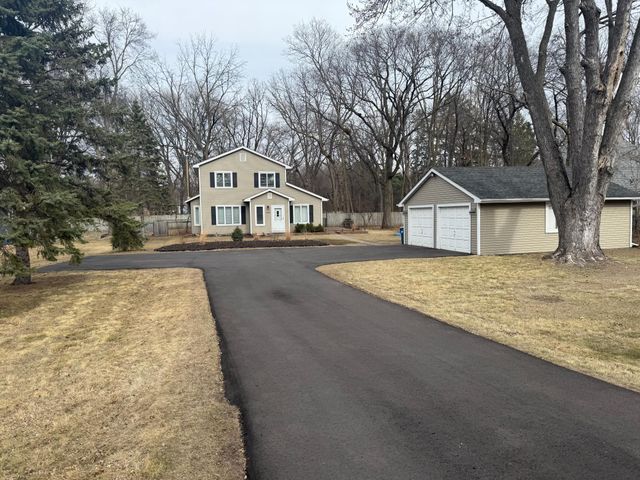 4480 Otter Lake Road, White Bear Lake, MN 55110