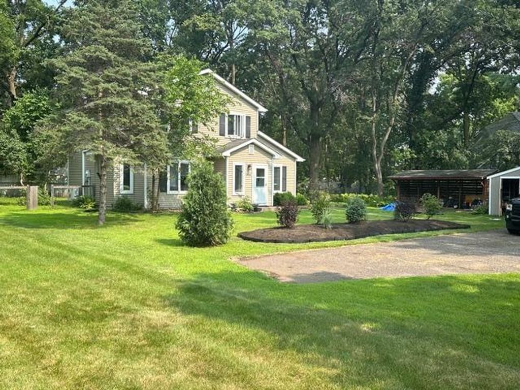 4480 Otter Lake Road, White Bear Lake, MN 55110