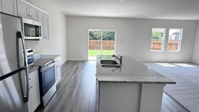 2105 Meadow Park Drive, Melissa, TX 75454