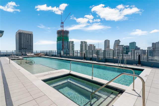 121 NE 5th 2604 2604, Miami, FL 33132