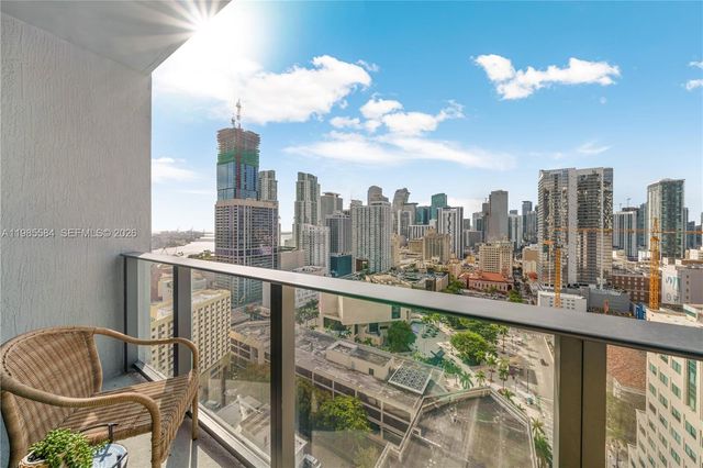 121 NE 5th 2604 2604, Miami, FL 33132