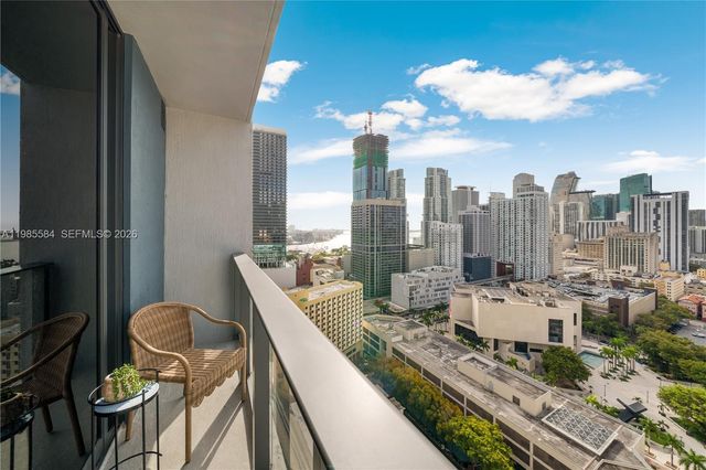 121 NE 5th 2604 2604, Miami, FL 33132