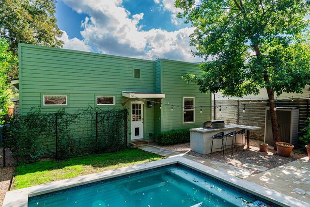 72 San Saba ST, Austin, TX 78702