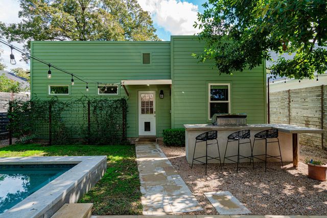72 San Saba ST, Austin, TX 78702