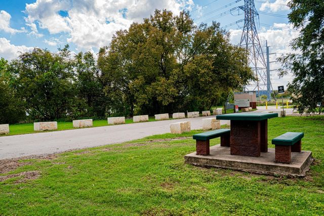 72 San Saba ST, Austin, TX 78702