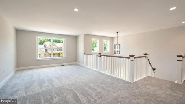 124 FORGE DR, Lebanon, PA 17042