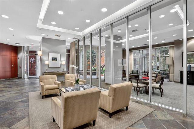 2626 Peachtree NW Road 1706, Atlanta, GA 30305