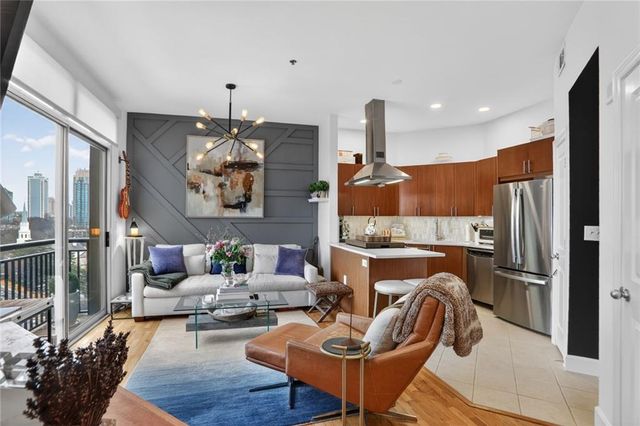 2626 Peachtree NW Road 1706, Atlanta, GA 30305