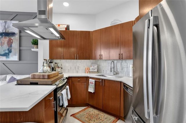 2626 Peachtree NW Road 1706, Atlanta, GA 30305