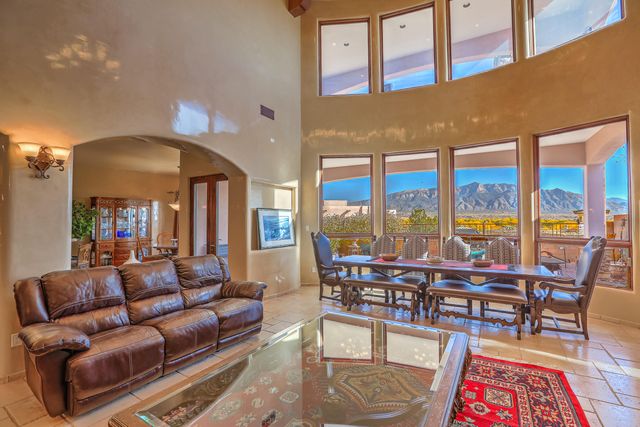 1015 C De Baca Lane, Bernalillo, NM 87004