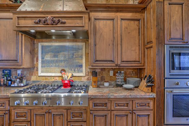 1015 C De Baca Lane, Bernalillo, NM 87004