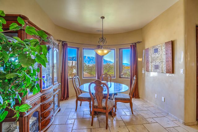 1015 C De Baca Lane, Bernalillo, NM 87004