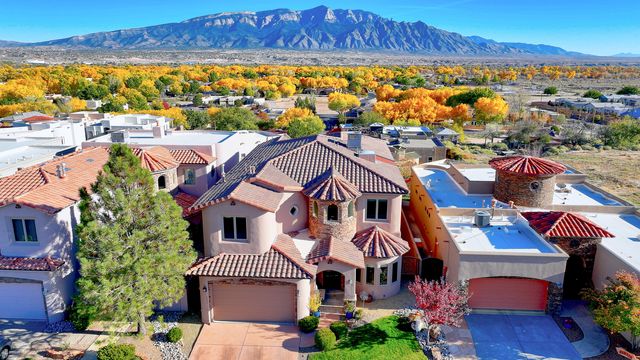 1015 C De Baca Lane, Bernalillo, NM 87004