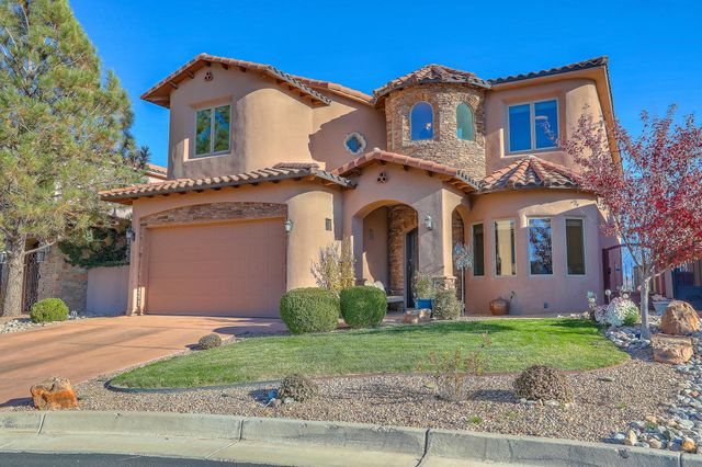 1015 C De Baca Lane, Bernalillo, NM 87004