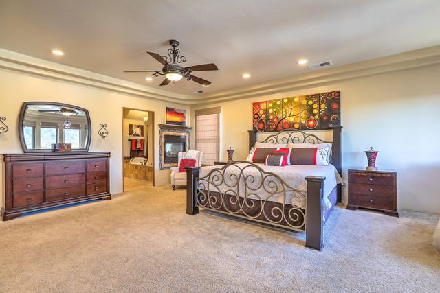 1015 C De Baca Lane, Bernalillo, NM 87004