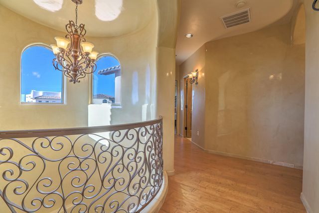 1015 C De Baca Lane, Bernalillo, NM 87004