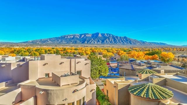 1015 C De Baca Lane, Bernalillo, NM 87004