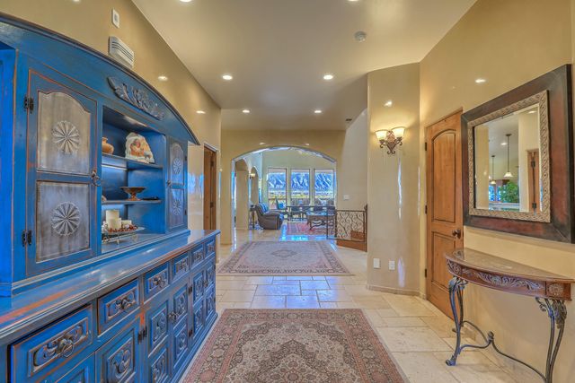 1015 C De Baca Lane, Bernalillo, NM 87004