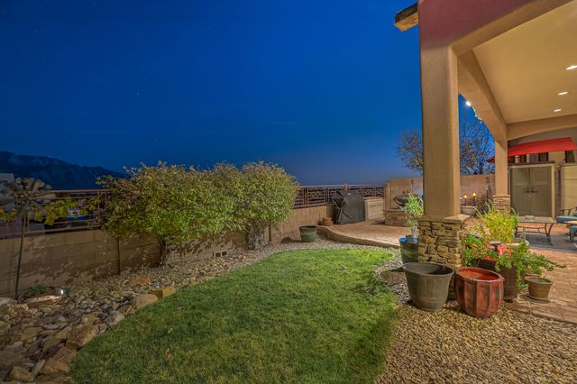 1015 C De Baca Lane, Bernalillo, NM 87004