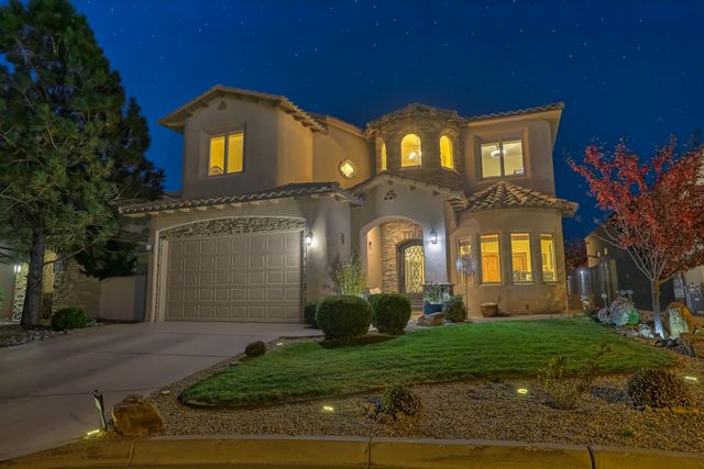 1015 C De Baca Lane, Bernalillo, NM 87004