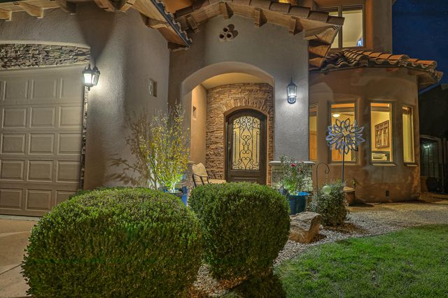 1015 C De Baca Lane, Bernalillo, NM 87004